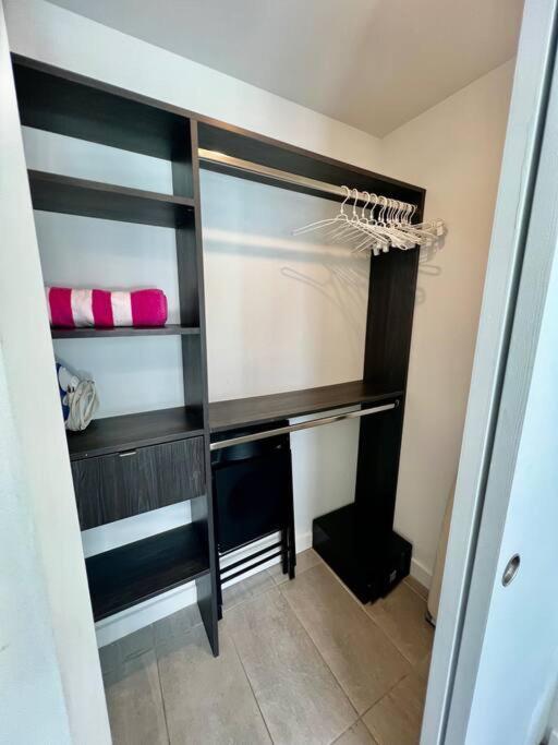 דירות Spacious Studio In The Heart Of Downtown מיאמי מראה חיצוני תמונה